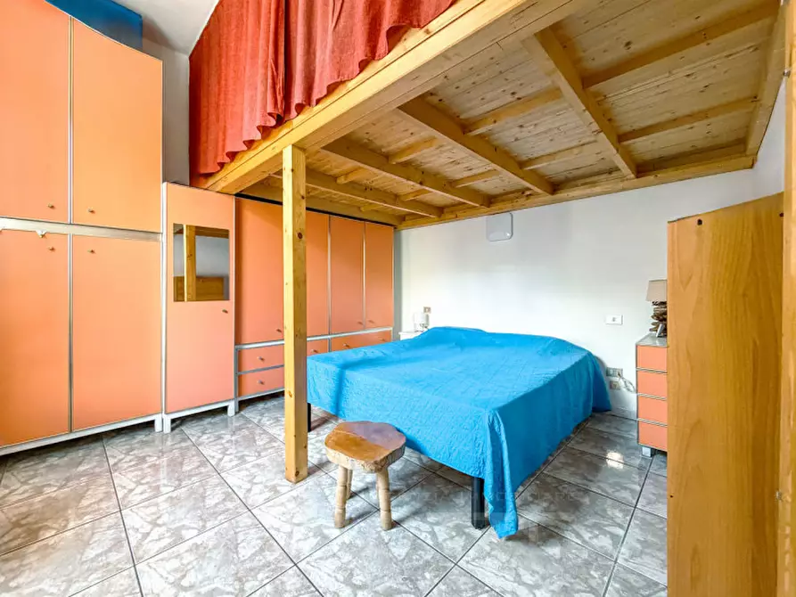 Immagine 6 di Appartamento in vendita  in Via Valle Strona, 34 a Omegna