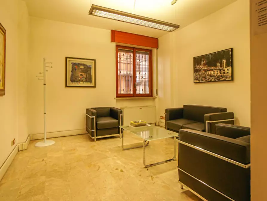 Immagine 1 di Ufficio in affitto  in Corso Porta Nuova a Verona
