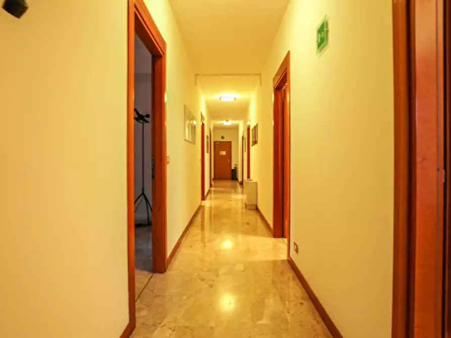 Immagine 3 di Ufficio in affitto  in Corso Porta Nuova a Verona