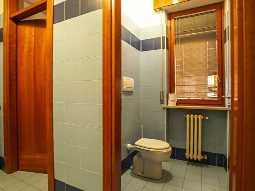 Immagine 8 di Ufficio in affitto  in Corso Porta Nuova a Verona