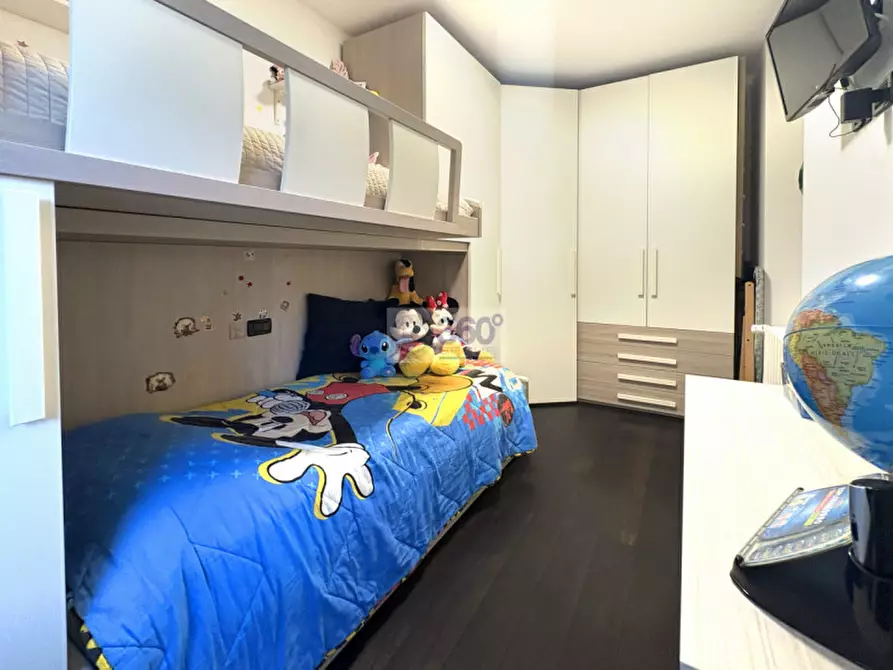 Immagine 11 di Appartamento in vendita  in Via Urini a Capriolo