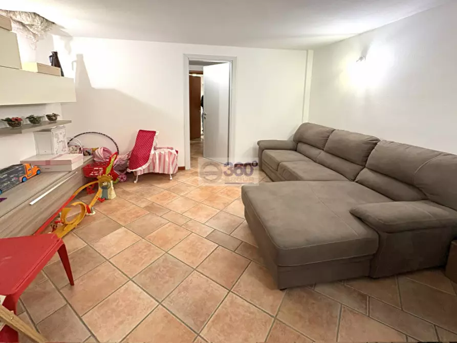 Immagine 16 di Appartamento in vendita  in Via Urini a Capriolo