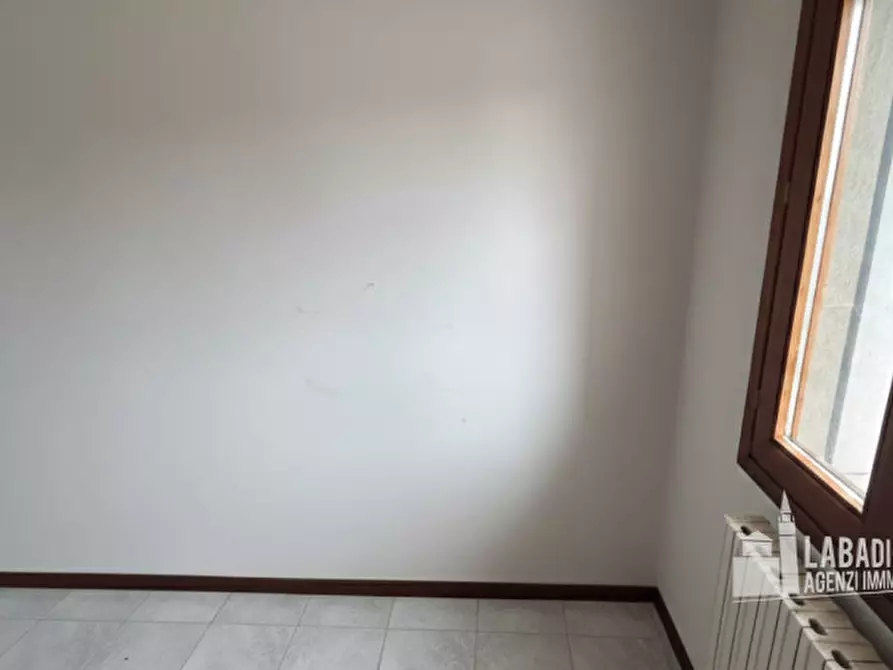 Immagine 20 di Appartamento in vendita  in Piazza Papa Giovanni XXIII 234/2 a Piacenza D'adige