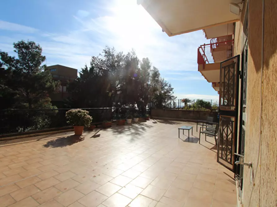 Immagine 3 di Appartamento in vendita  in Salita Villa Contino 38 a Messina