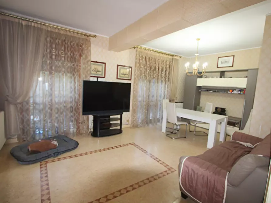 Immagine 12 di Appartamento in vendita  in Salita Villa Contino 38 a Messina