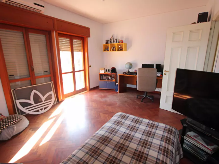 Immagine 16 di Appartamento in vendita  in Salita Villa Contino 38 a Messina