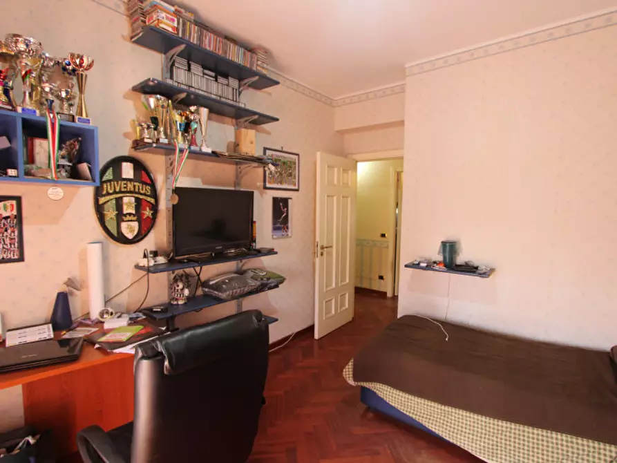 Immagine 30 di Appartamento in vendita  in Salita Villa Contino 38 a Messina