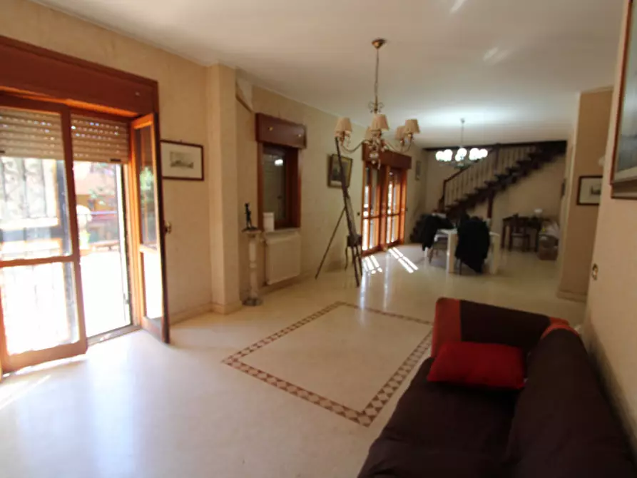 Immagine 35 di Appartamento in vendita  in Salita Villa Contino 38 a Messina