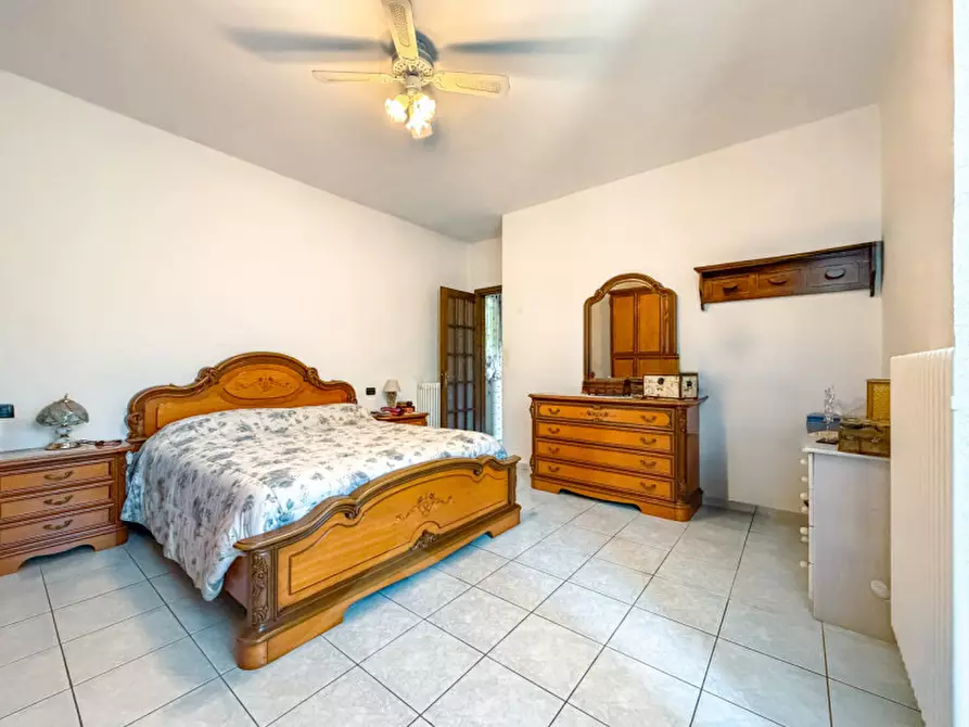 Immagine 12 di Appartamento in vendita  in Via Valle Strona, 34 a Omegna