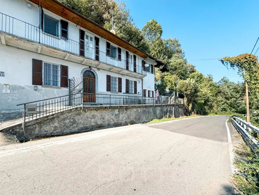 Immagine 31 di Appartamento in vendita  in Via Valle Strona, 34 a Omegna