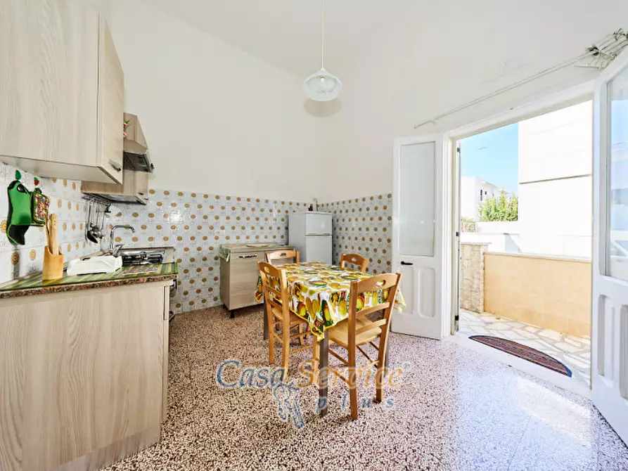 Immagine 8 di Appartamento in vendita  in Padula Bianca a Gallipoli