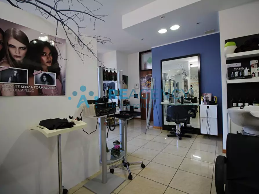 Immagine 4 di Negozio in affitto  in Viale Europa a Thiene