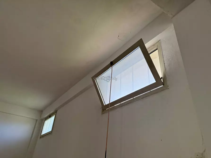 Immagine 15 di Garage in vendita  a Modica