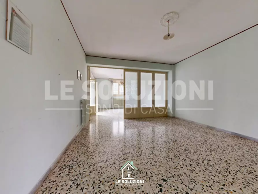 Immagine 4 di Appartamento in vendita  in Via Cesare Antonelli 9 a Putignano