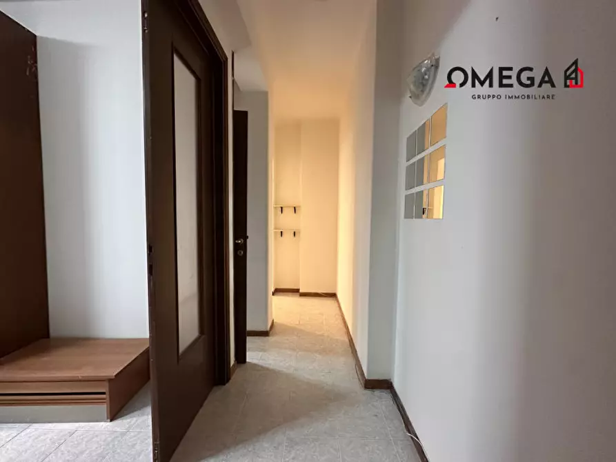 Immagine 2 di Appartamento in vendita  in via revoltella 113 a Trieste