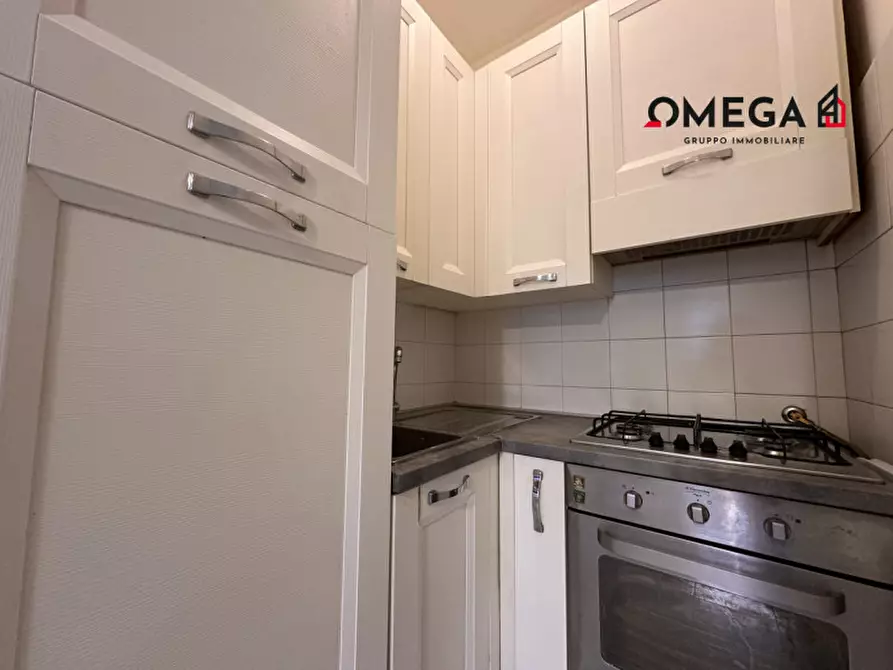 Immagine 7 di Appartamento in vendita  in via revoltella 113 a Trieste