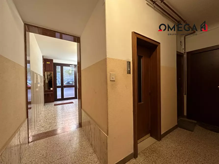 Immagine 9 di Appartamento in vendita  in via revoltella 113 a Trieste