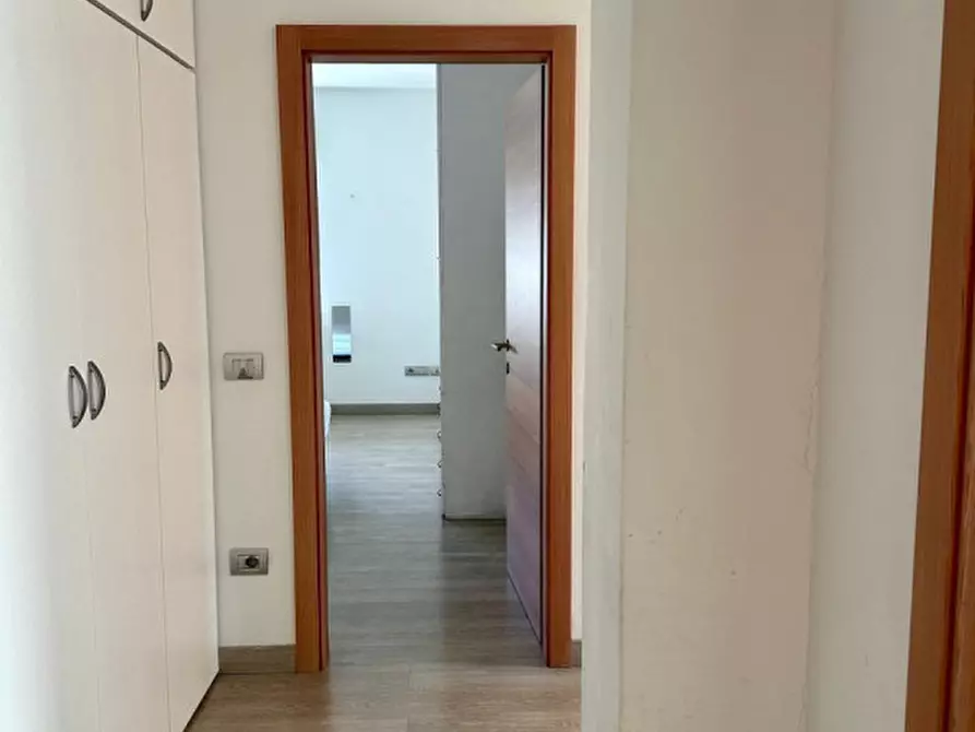 Immagine 13 di Appartamento in vendita  in via Zara 9 a Trento