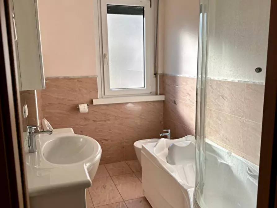 Immagine 16 di Appartamento in vendita  in via Zara 9 a Trento