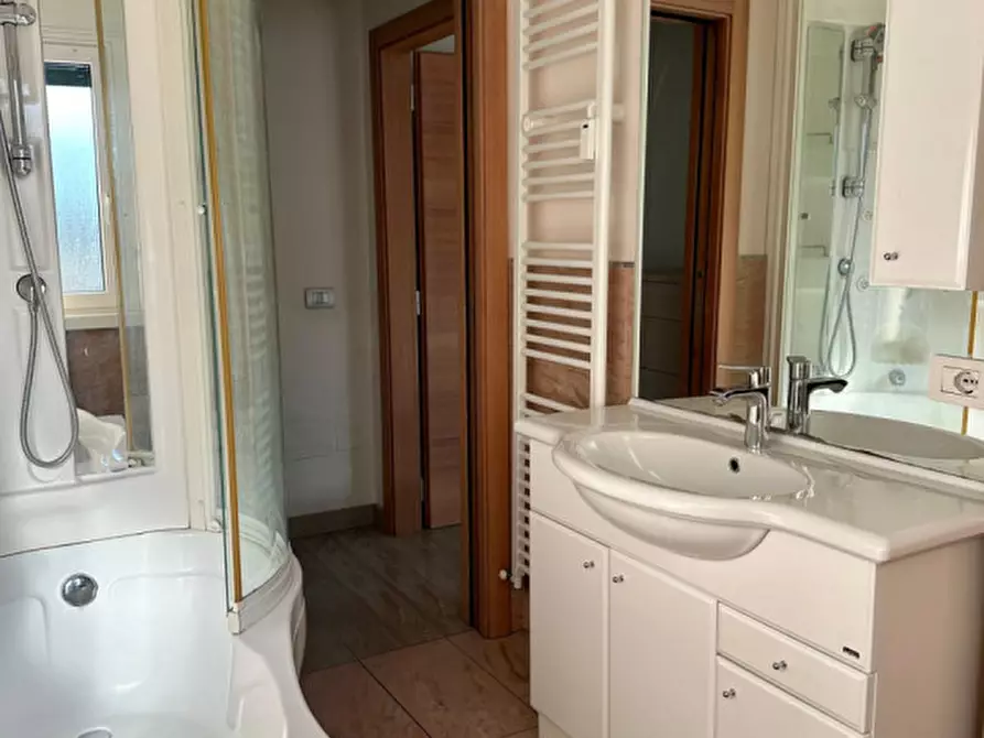 Immagine 18 di Appartamento in vendita  in via Zara 9 a Trento