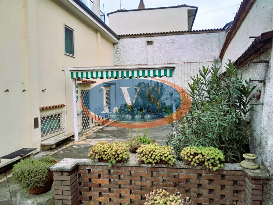 Immagine 2 di Casa indipendente in vendita  in Via D. Cattaneo n. 1 a Montegalda