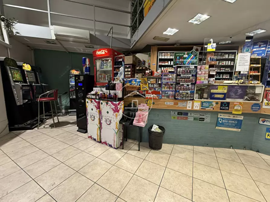 Immagine 4 di Attività commerciale in vendita  in Via Pratese 64 d a Firenze