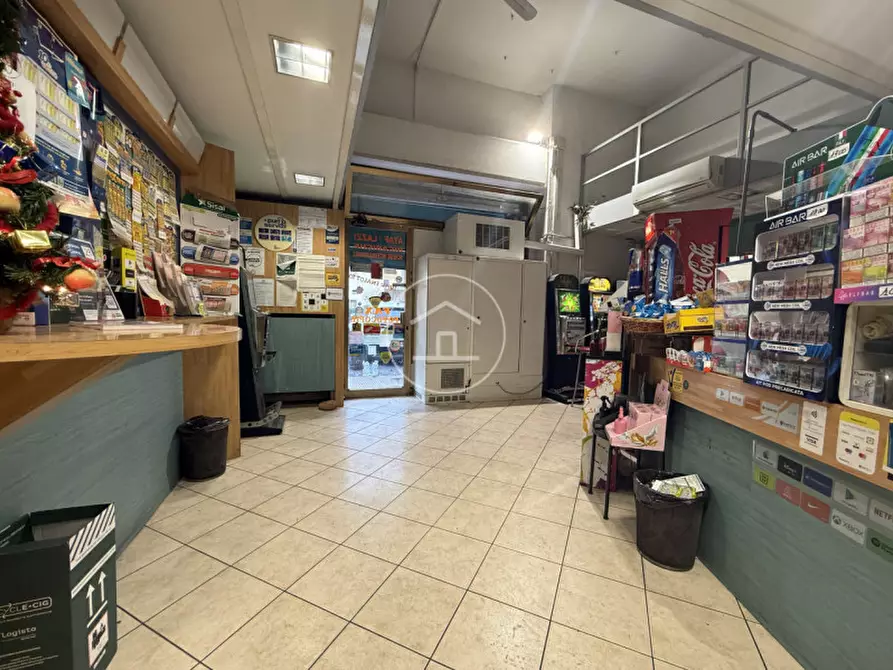 Immagine 5 di Attività commerciale in vendita  in Via Pratese 64 d a Firenze