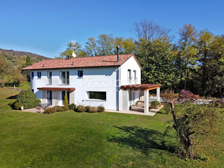 Immagine 2 di Villa in vendita  in via Strada dei Colli a Asolo
