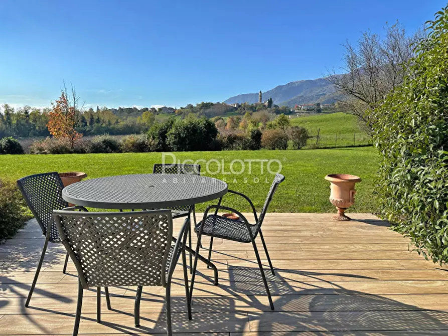 Immagine 12 di Villa in vendita  in via Strada dei Colli a Asolo