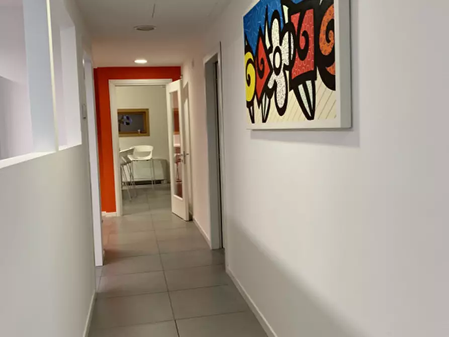 Immagine 7 di Ufficio in affitto  a Padova
