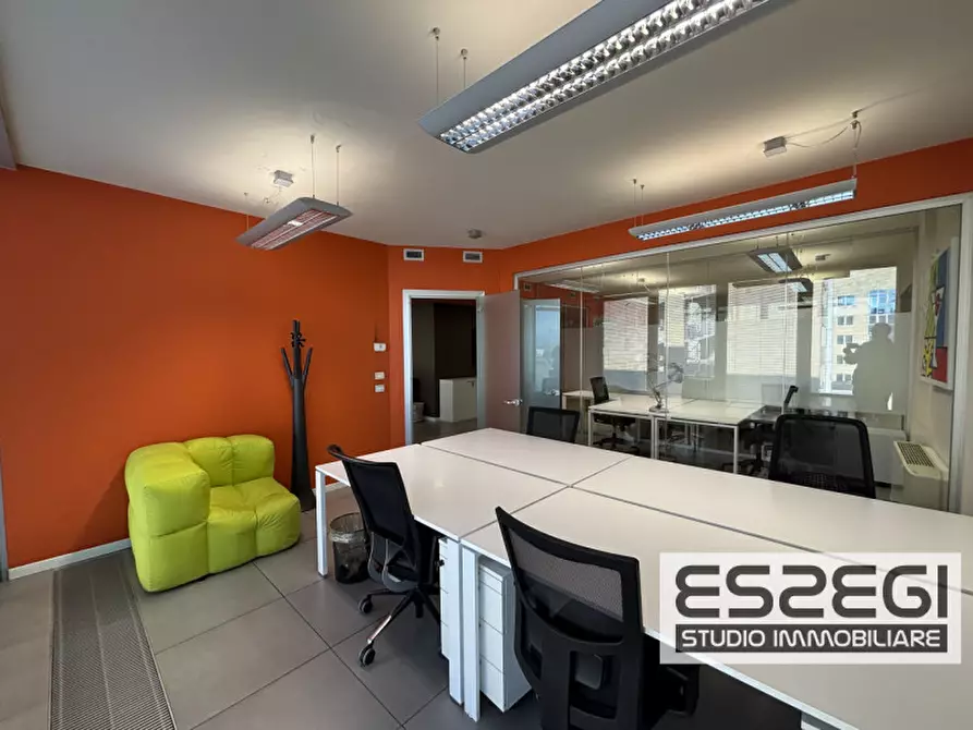 Immagine 11 di Ufficio in affitto  a Padova