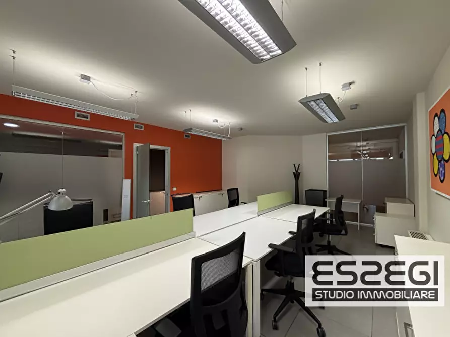 Immagine 26 di Ufficio in affitto  a Padova