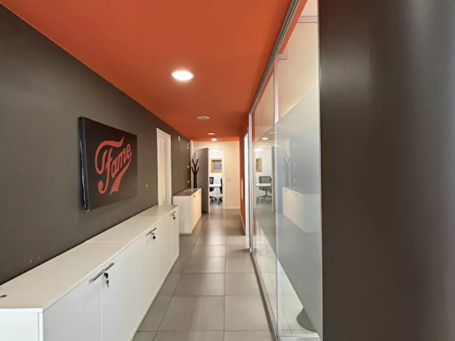 Immagine 27 di Ufficio in affitto  a Padova