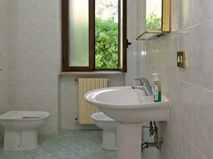 Immagine 40 di Villa in vendita  in V Strada a Castelnuovo Di Porto