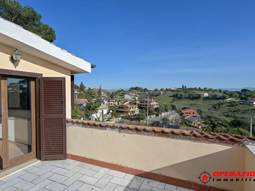Immagine 43 di Villa in vendita  in V Strada a Castelnuovo Di Porto