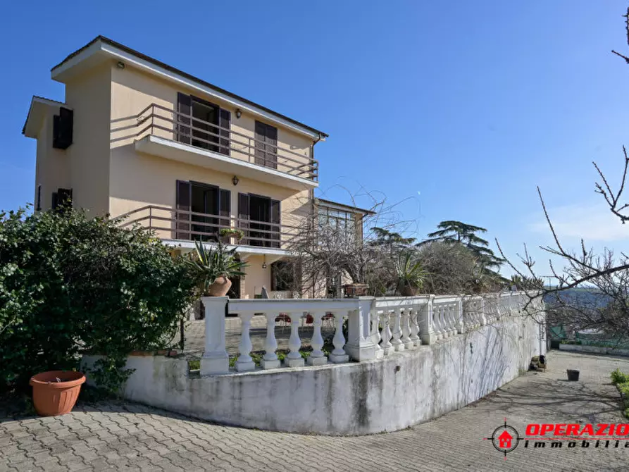 Immagine 51 di Villa in vendita  in V Strada a Castelnuovo Di Porto