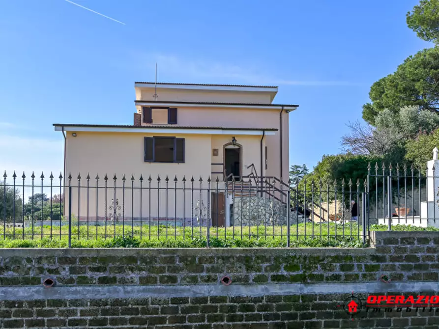 Immagine 57 di Villa in vendita  in V Strada a Castelnuovo Di Porto