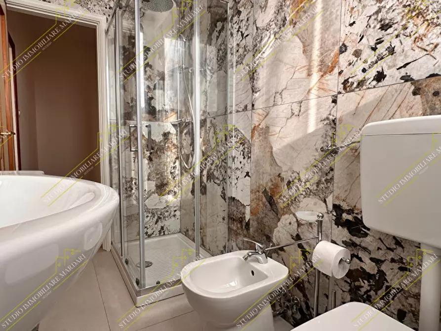 Immagine 11 di Appartamento in affitto  in Via Francesco Zanardi, 81 a Bologna