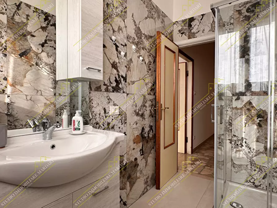 Immagine 12 di Appartamento in affitto  in Via Francesco Zanardi, 81 a Bologna