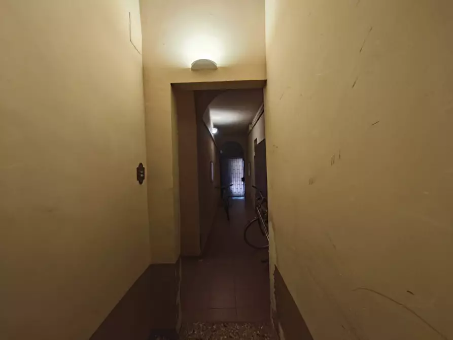 Immagine 5 di Cantina in vendita  in Via Santo Stefano a Bologna