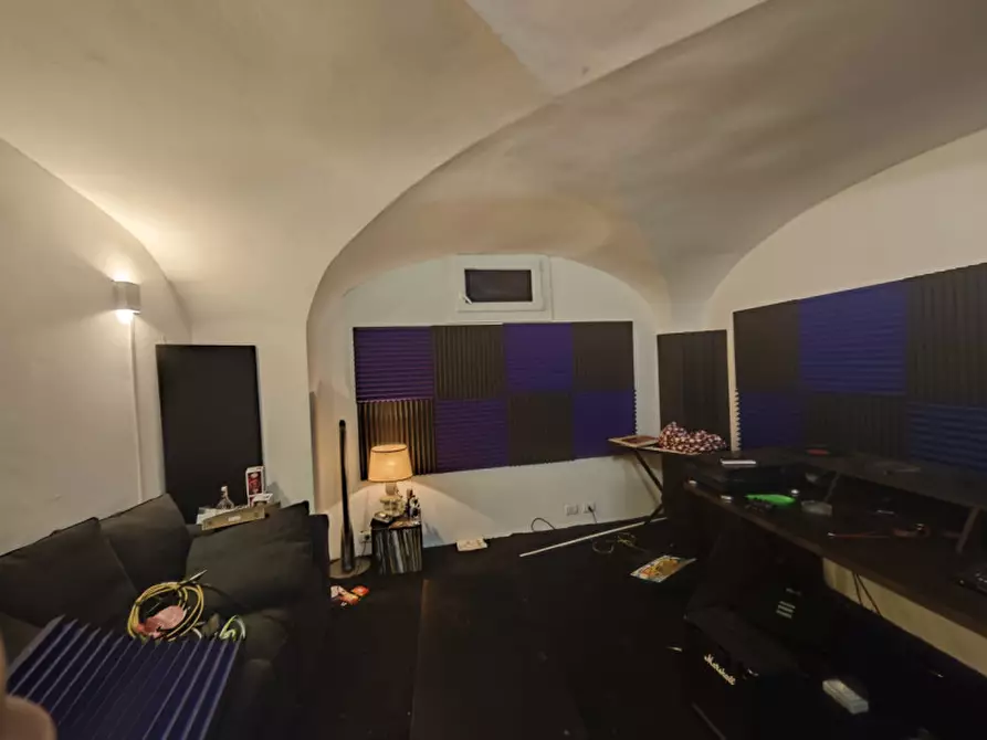 Immagine 9 di Cantina in vendita  in Via Santo Stefano a Bologna