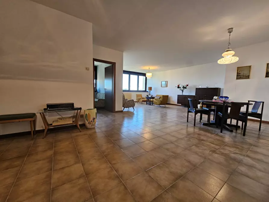 Immagine 2 di Appartamento in vendita  in via pirandello a Savona