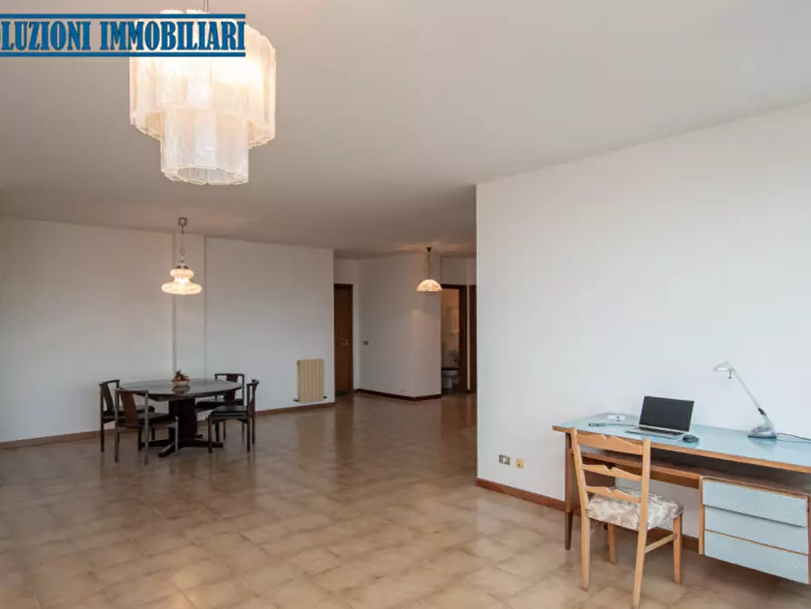 Immagine 7 di Appartamento in vendita  in via pirandello a Savona
