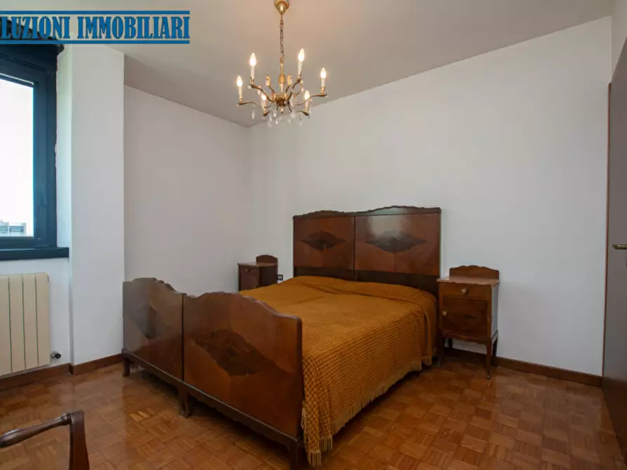 Immagine 16 di Appartamento in vendita  in via pirandello a Savona