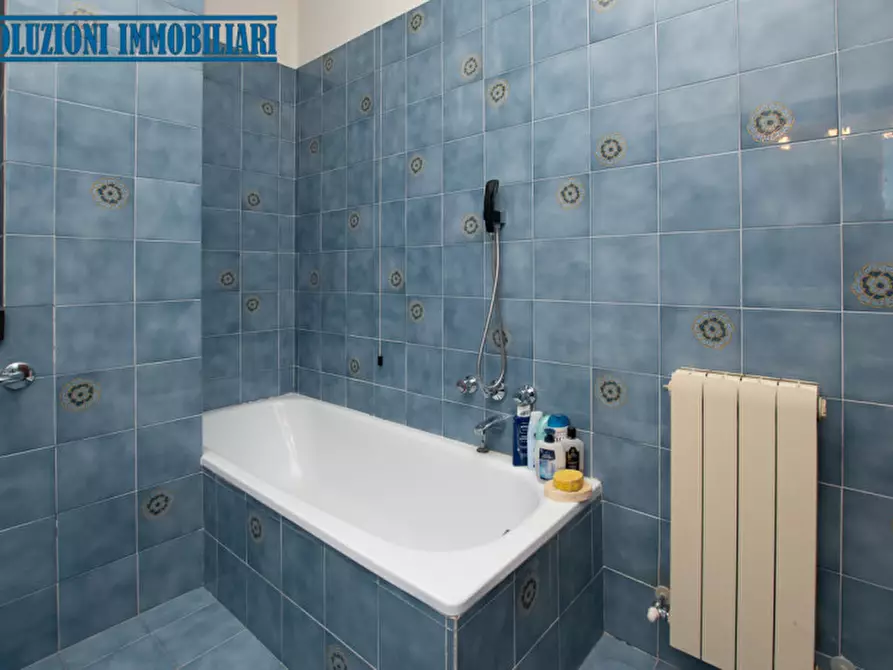 Immagine 21 di Appartamento in vendita  in via pirandello a Savona