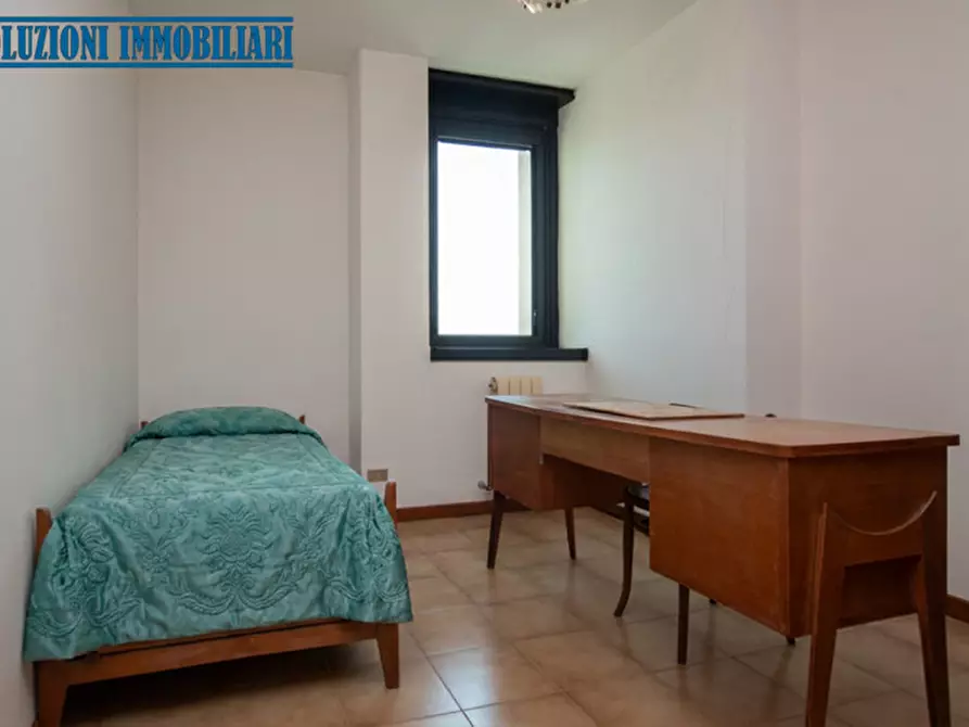Immagine 27 di Appartamento in vendita  in via pirandello a Savona