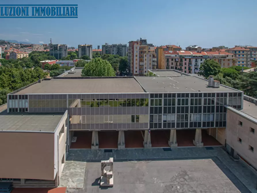 Immagine 33 di Appartamento in vendita  in via pirandello a Savona