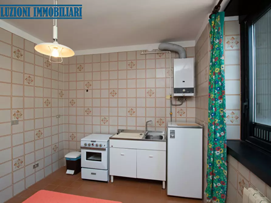 Immagine 37 di Appartamento in vendita  in via pirandello a Savona