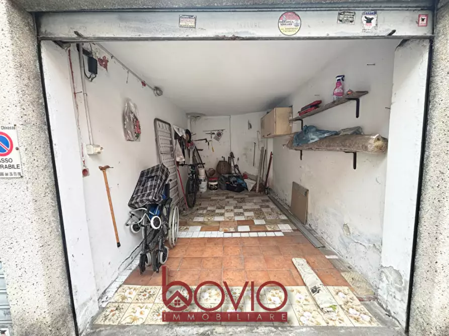 Immagine 2 di Garage in vendita  in Via Gian Antonio Momo 14 a Chivasso