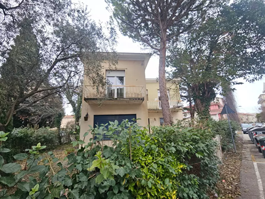 Immagine 10 di Appartamento in vendita  in via sicilia 24 a Rimini